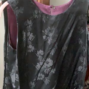 Price drop! NWT! Talbot’s 12P sleeveless top. Reversible. Black floral & purple